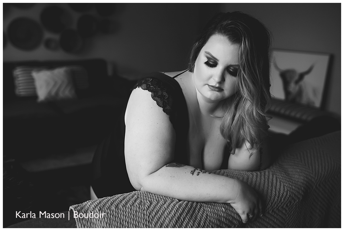 https://karlamasonphotography.com/wp-content/uploads/sites/16424/2021/01/stafford-virginia-boudoir-photographer-karla-mason-2166.jpg