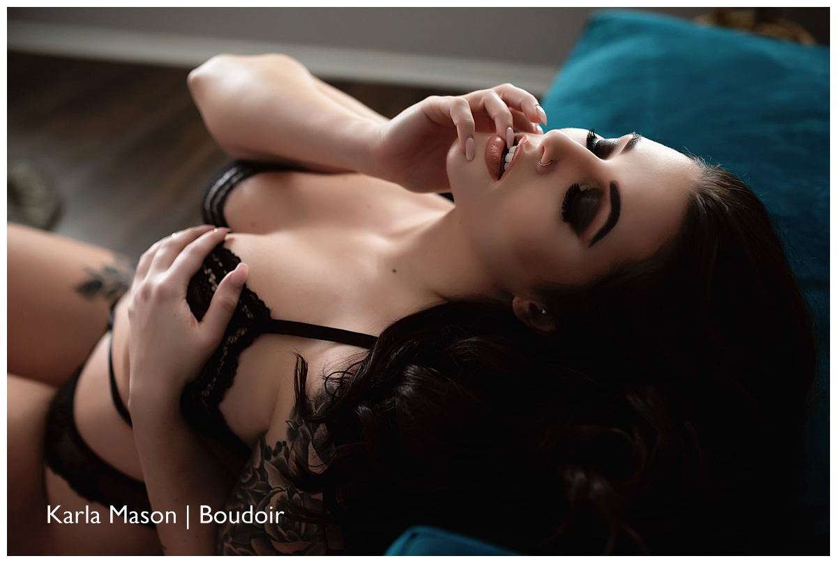 https://karlamasonphotography.com/wp-content/uploads/sites/16424/2021/01/stafford-virginia-boudoir-photographer-karla-mason-3442.jpg