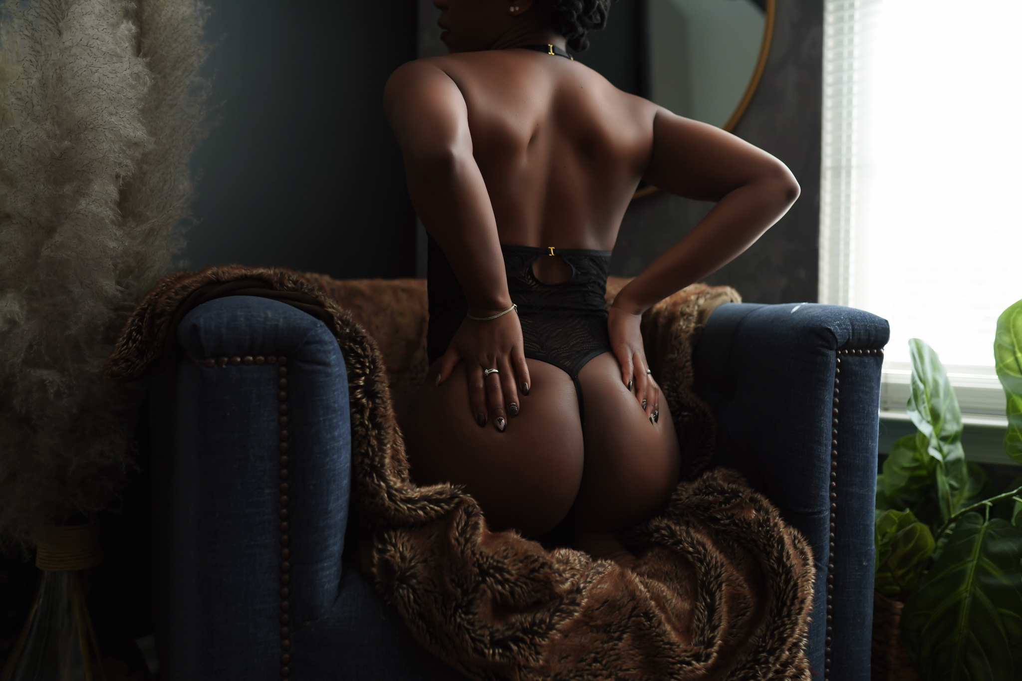 https://karlamasonphotography.com/wp-content/uploads/sites/16424/2022/02/stafford-virginia-boudoir-photographer-karla-mason-6807.jpg