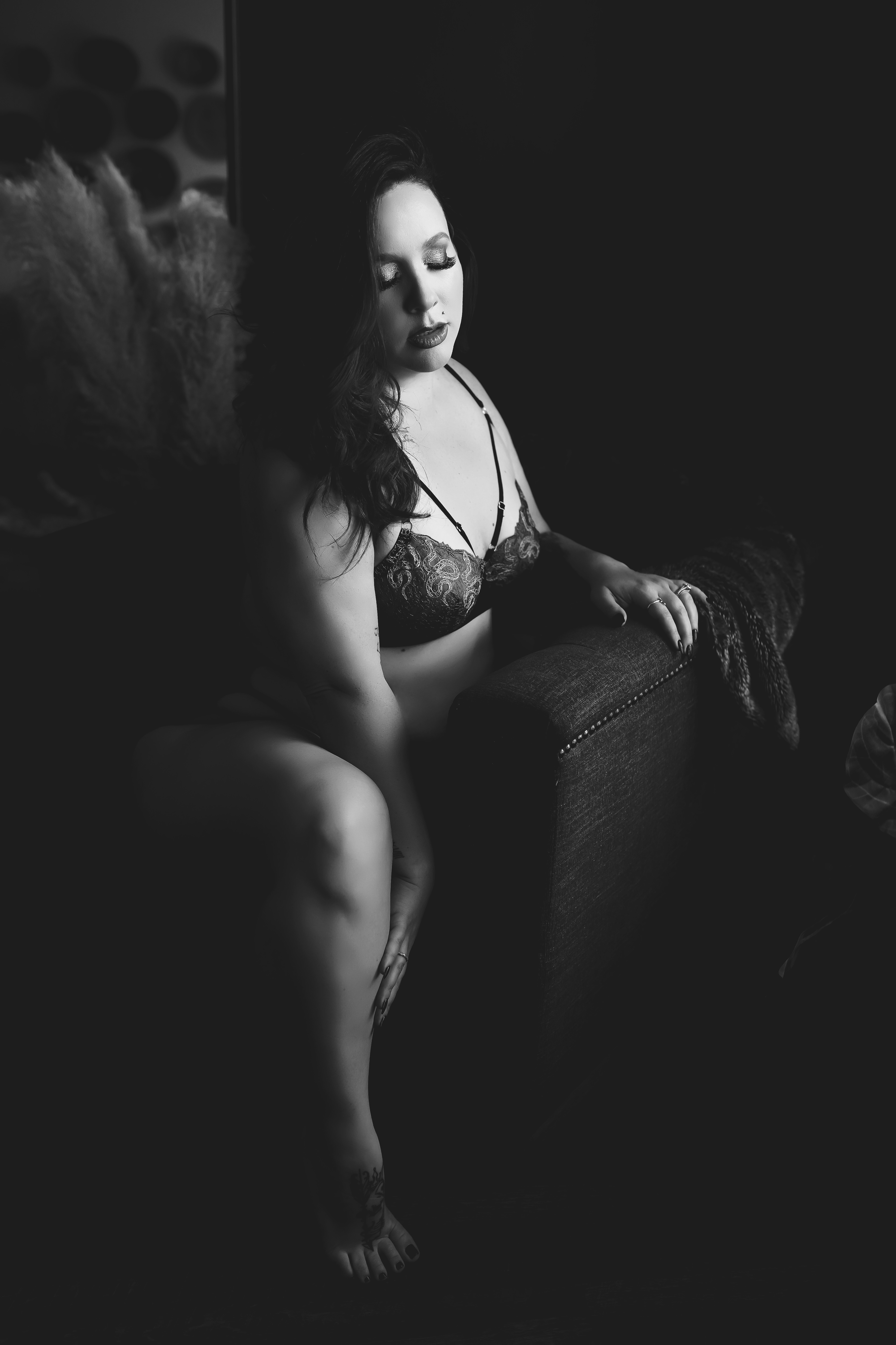 https://karlamasonphotography.com/wp-content/uploads/sites/16424/2022/05/stafford-virginia-boudoir-photographer-karla-mason-stafford-virginia-boudoir-photographer-karla-mason-photography42-1.jpg