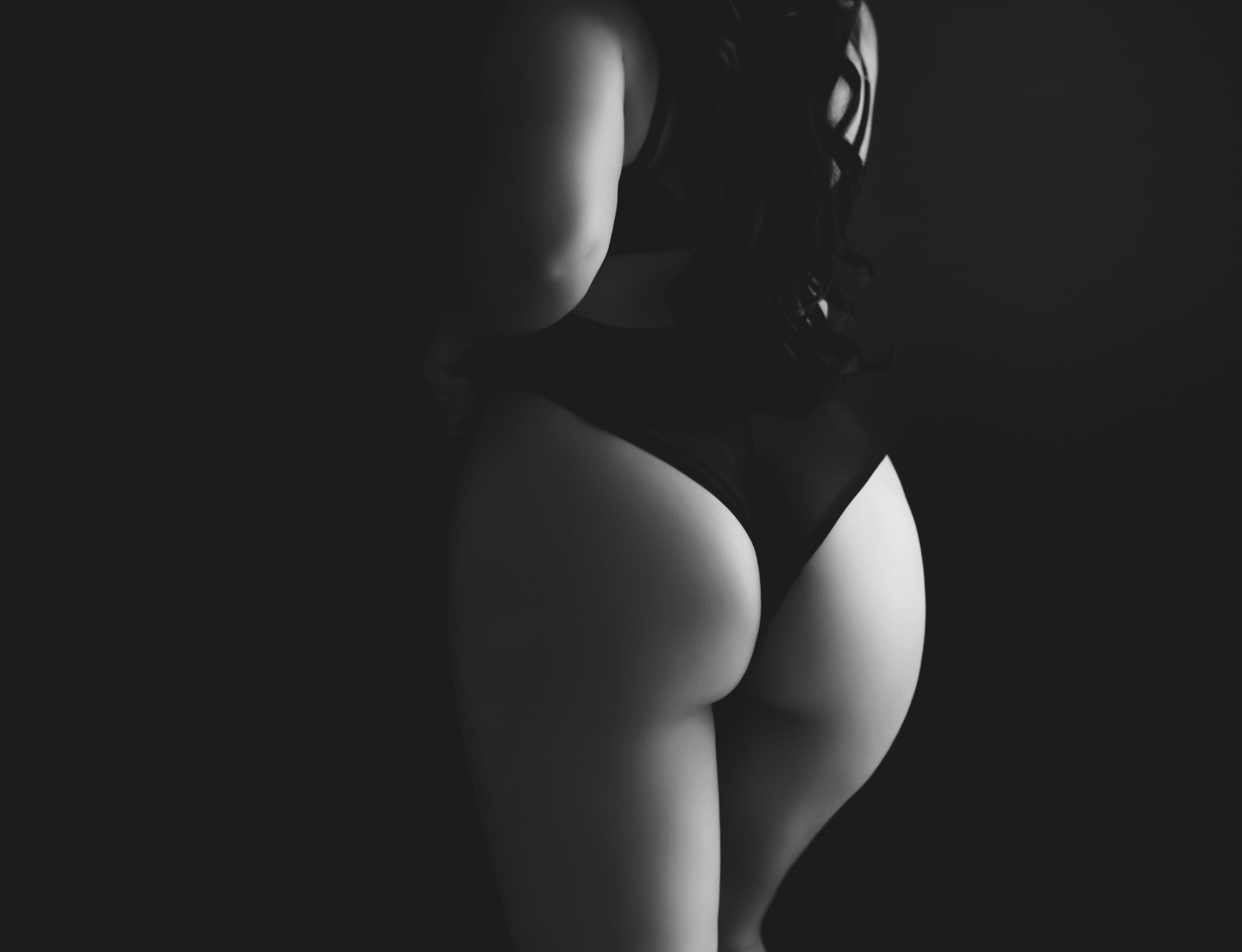 https://karlamasonphotography.com/wp-content/uploads/sites/16424/2022/09/stafford-virginia-boudoir-photographer-karla-mason-stafford-virginia-boudoir-photographer-karla-mason-photography04-1-scaled.jpg