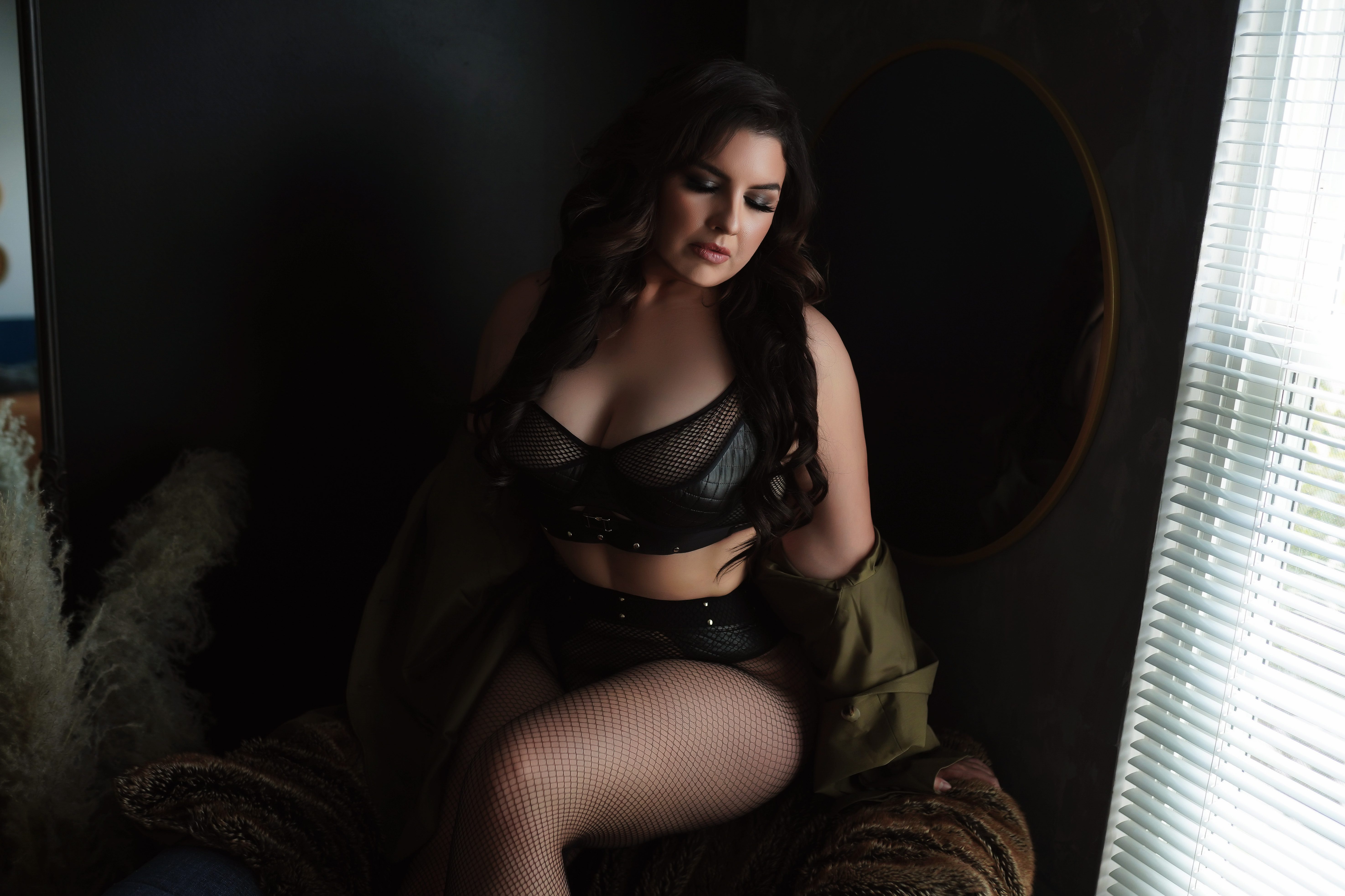 https://karlamasonphotography.com/wp-content/uploads/sites/16424/2022/09/stafford-virginia-boudoir-photographer-karla-mason-stafford-virginia-boudoir-photographer-karla-mason-photography10-1.jpg